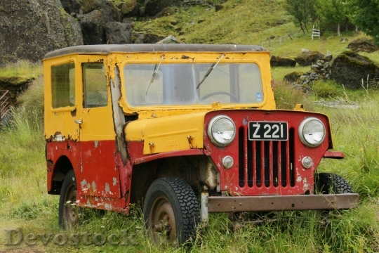 Devostock Iceland Car Old 680624