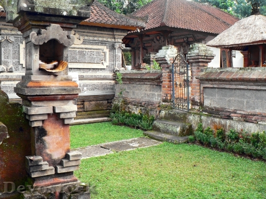 Devostock Indonesia Bali Pagoda Sculptures 1