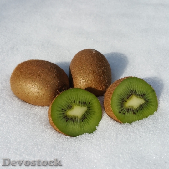 Devostock Kiwi Fruit Vitamins Snow 0