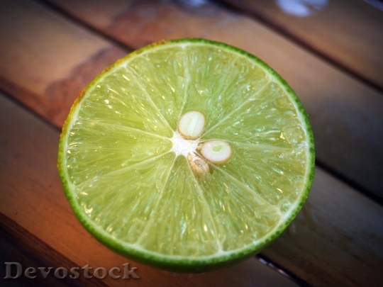 Devostock Lime Lemon Slice Green 2