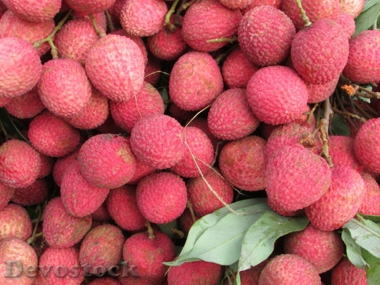 Devostock Litchi Fruits Red 370476