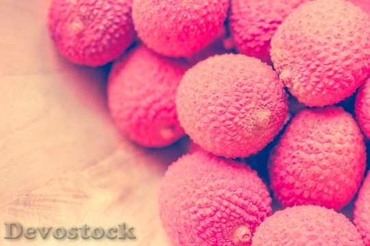 Devostock Lychee Fruits Sweet Pink