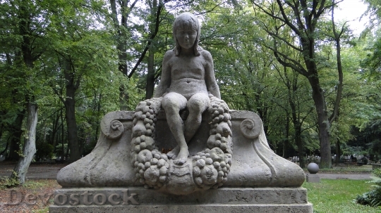 Devostock Monument Figure Character 441769
