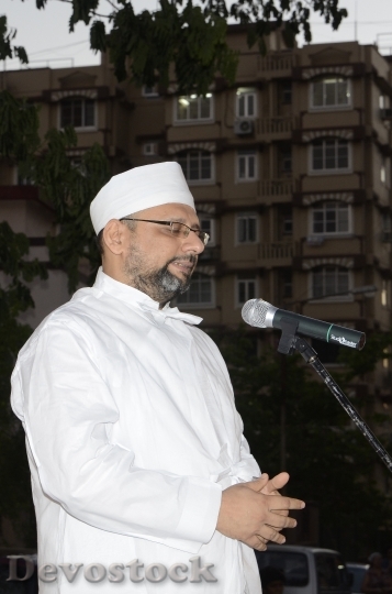 Devostock Parsi Parsee Priest Zoroastrian