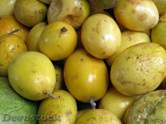 Devostock Passion Fruit Exotic Fruits