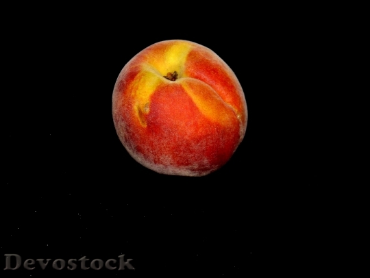 Devostock Peach Red Yellow Fruit