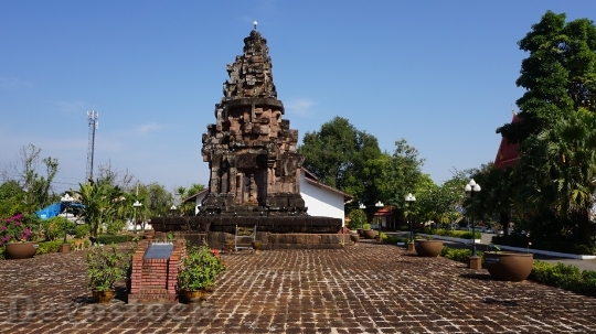 Devostock Phra That Narai Ngaweng