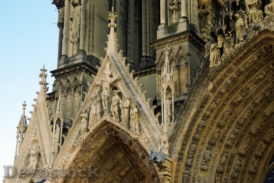 Devostock Reims Cathedral Cruxifixion 1418024