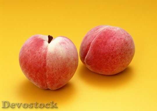 Devostock Ripe Peach Fruits
