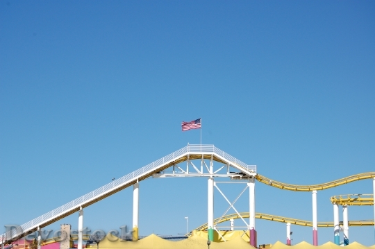 Devostock Rollercoaster Flag Usa Sky