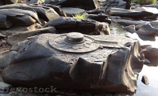 Devostock Sahasralinga Stone Sculptures 747155