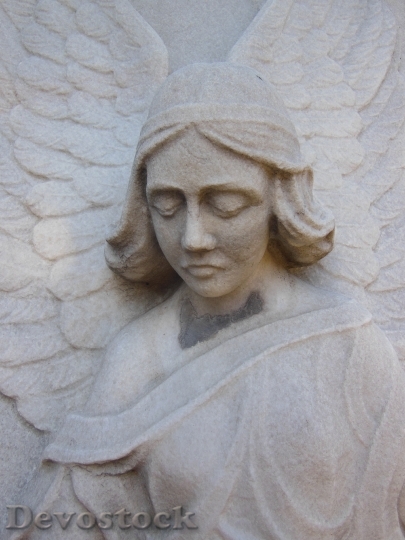 Devostock Sculpture Detail Face White