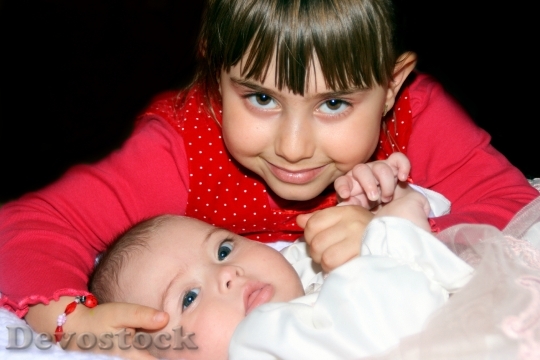 Devostock Sisters Toddler Love Protection 0