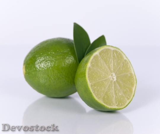 Devostock Sliced Lime Fruit Lime