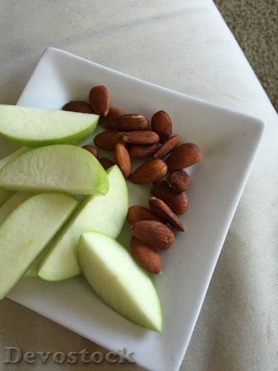 Devostock Snack Green Apple Almonds