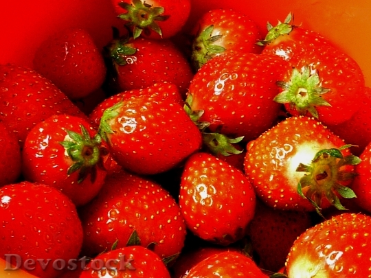 Devostock Strawberries Fruits Red Fruit 4