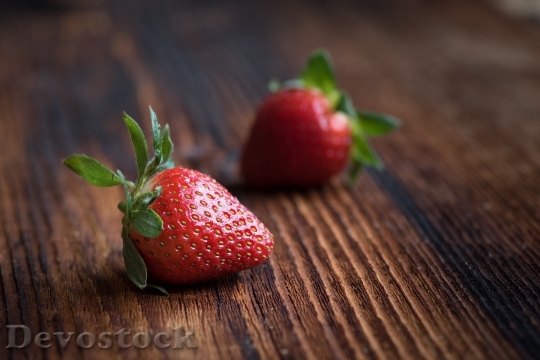 Devostock Strawberries Red Delicious Sweet 2