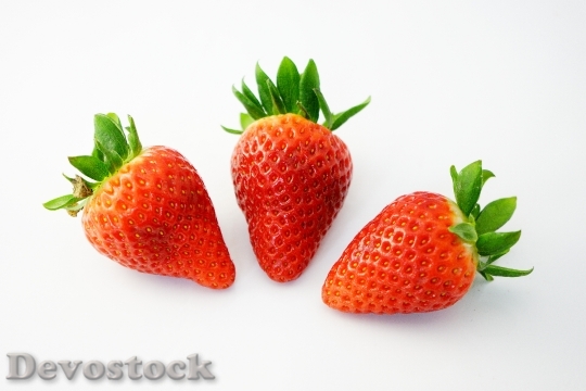 Devostock Strawberries Sweet Red Delicious 4