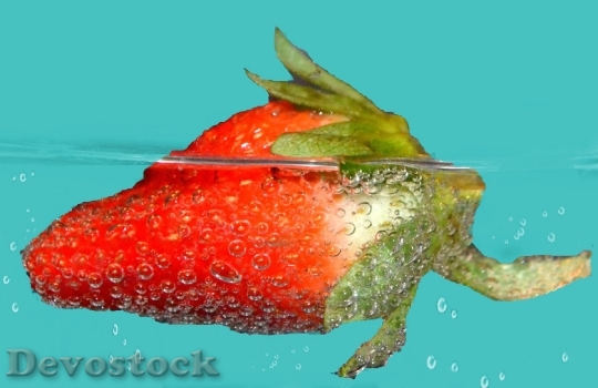 Devostock Strawberry Red Fruity Sweet