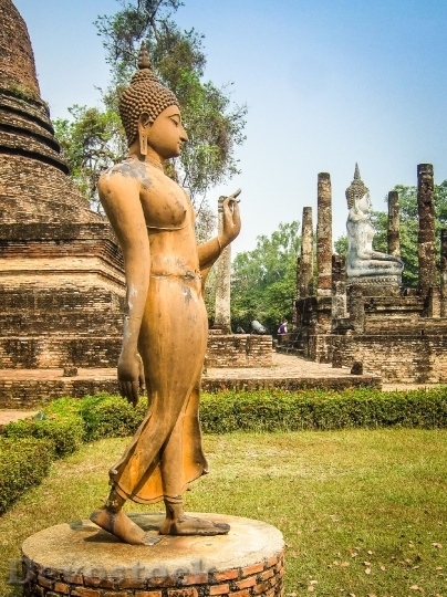 Devostock Thailand Buddha Statue Temple 0