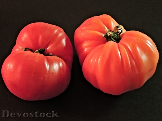 Devostock Tomatoes Zapotec Pleated Heirloom