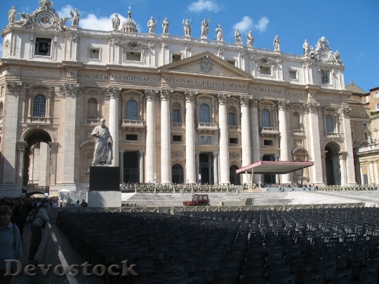 Devostock Vatican St Peter Square 0