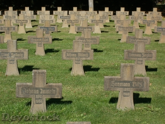 Devostock Cemetary Veterans Veteranenfriedhof 8377