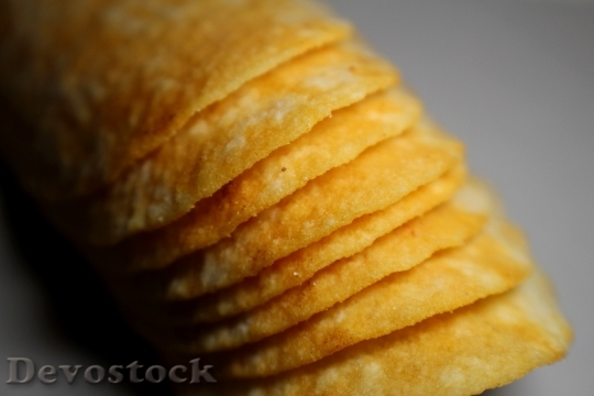 Devostock Chips Stack Chips Yellow 1