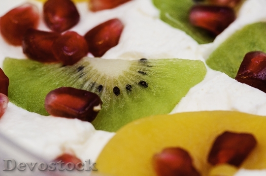 Devostock Fruit Kiwi Pomegranate Yoghurt