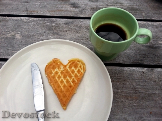 Devostock Heart Waffle Breakfast Love