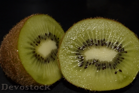 Devostock Kiwi Fruit Green Seeds
