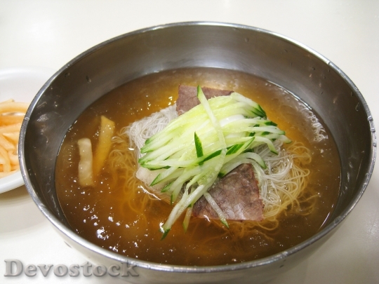 Devostock Korean Gruel Cold Noodle