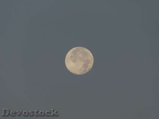Devostock Moon Zoom Sky Morning