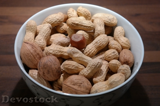 Devostock Nuts Peanuts Walnuts Hazelnut
