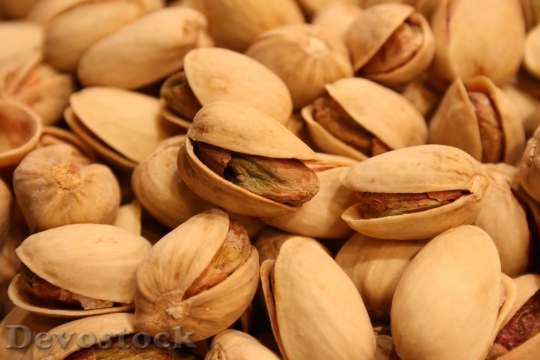 Devostock Pistachios Nuts Snack Nutshells