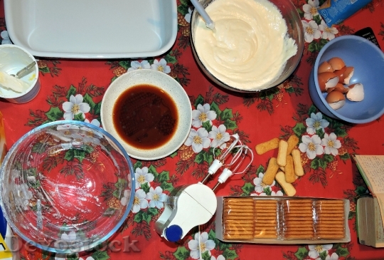 Devostock Prepare Sweet Tiramisu Cream