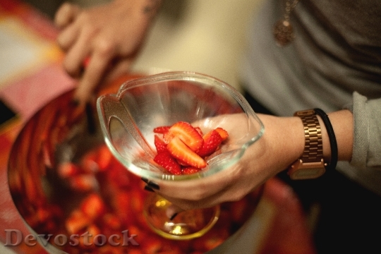 Devostock Strawberries Glass Bowl Cup