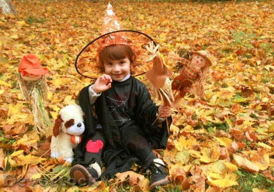 Devostock Witch Halloween Child Girl 1