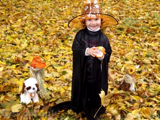 Devostock Witch Halloween Child Girl